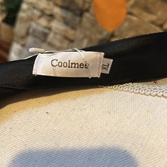 NWT Black Satin Ruffle Hem Short Kimono Robe Size XL - Picture 9 of 10